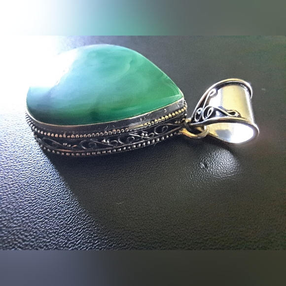 Sterling Silver Malachite Pendant - Picture 12 of 13